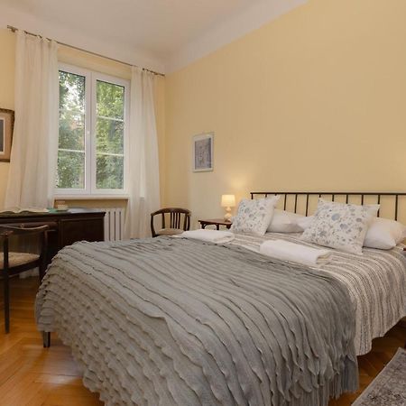 Warsaw New Town Square Apartment For 5 Guests By Noclegi Renters Ngoại thất bức ảnh