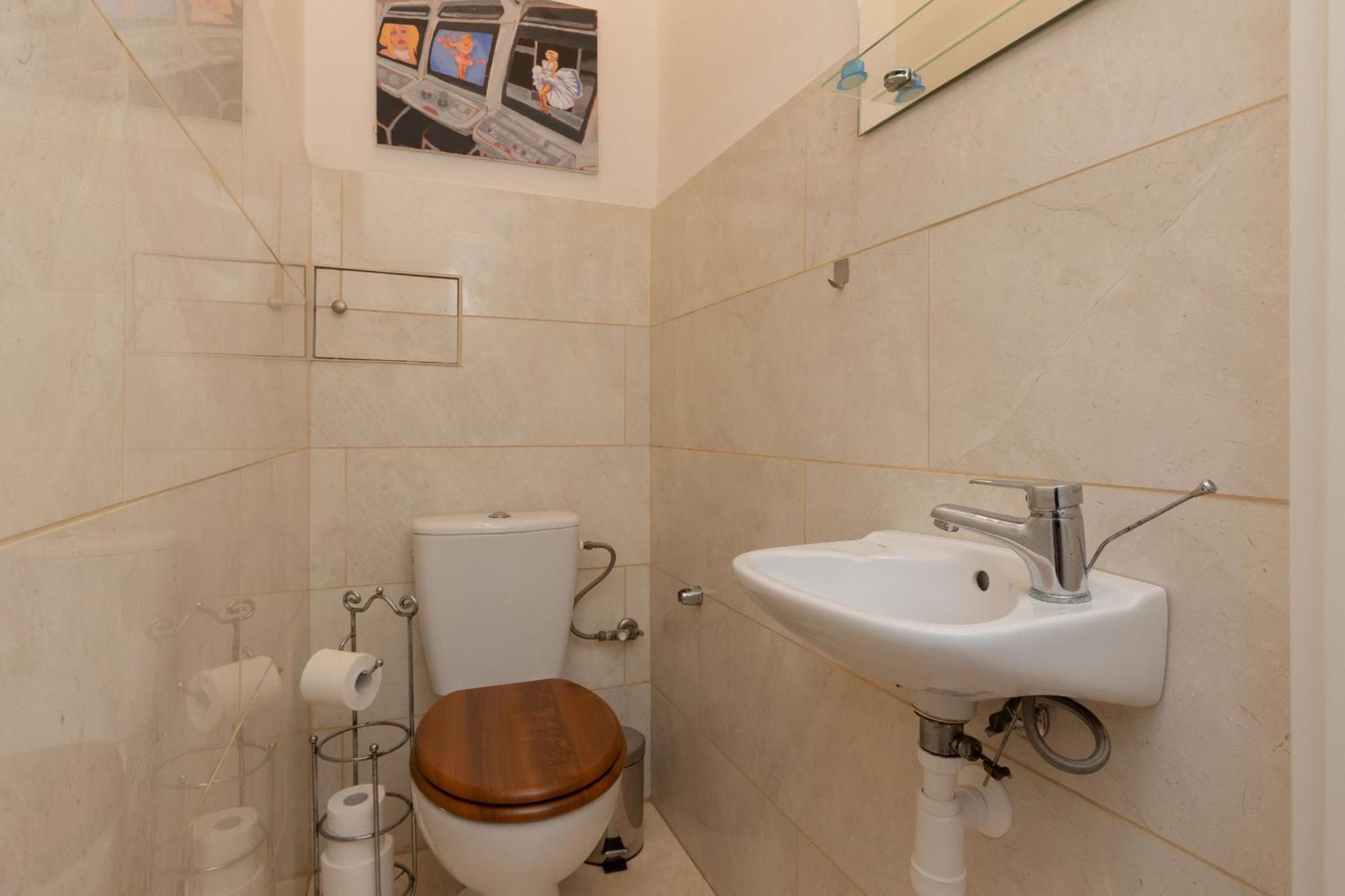 Warsaw New Town Square Apartment For 5 Guests By Noclegi Renters Ngoại thất bức ảnh